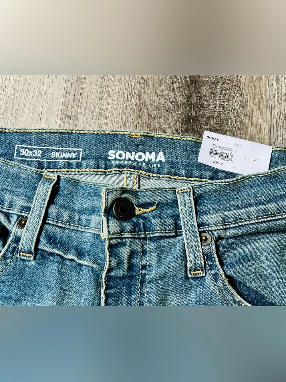 Sonoma “Everyday Jeans” Discontinued y2k Skinny Fit Light Wash Distressed; 30x32